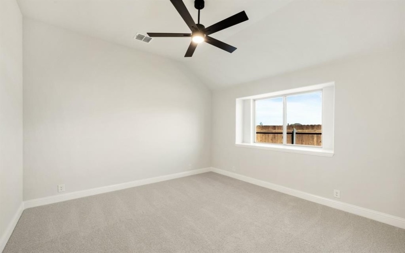 304 Alina Street, Burleson, TX 76028, 4 Habitaciones Habitaciones , ,2 BañosBaños,Residential,En Venta,304 Alina Street,20857513