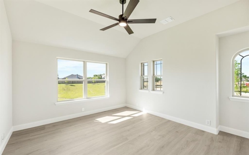 304 Alina Street, Burleson, TX 76028, 4 Habitaciones Habitaciones , ,2 BañosBaños,Residential,En Venta,304 Alina Street,20857513