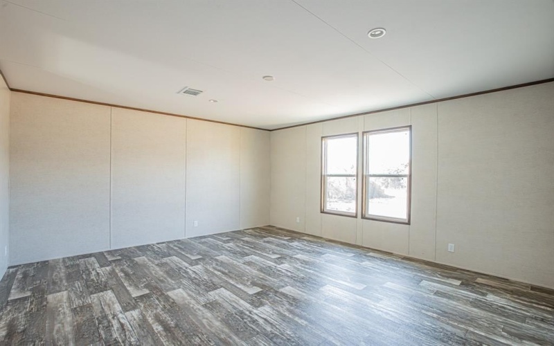 2127 Denver Road, Bowie, TX 76270, 5 Bedrooms Bedrooms, ,2 BathroomsBathrooms,Residential,For Sale,2127 Denver Road,20857611