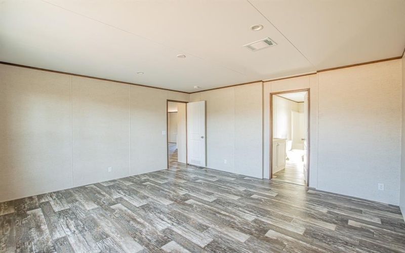 2127 Denver Road, Bowie, TX 76270, 5 Bedrooms Bedrooms, ,2 BathroomsBathrooms,Residential,For Sale,2127 Denver Road,20857611
