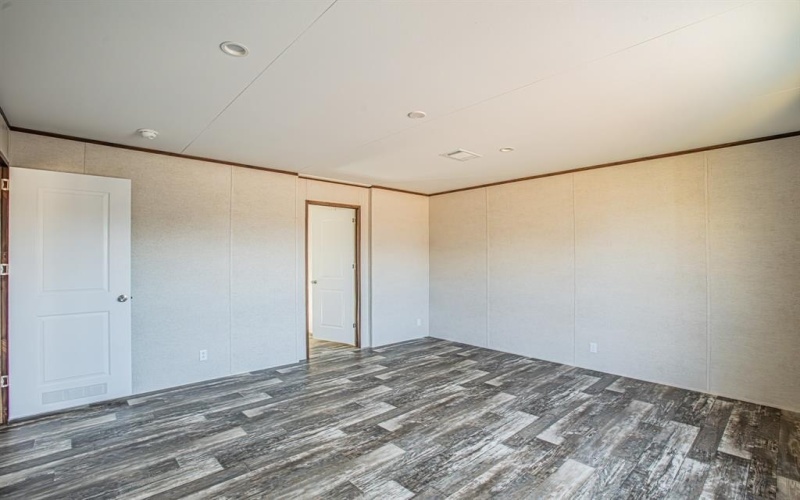 2127 Denver Road, Bowie, TX 76270, 5 Bedrooms Bedrooms, ,2 BathroomsBathrooms,Residential,For Sale,2127 Denver Road,20857611