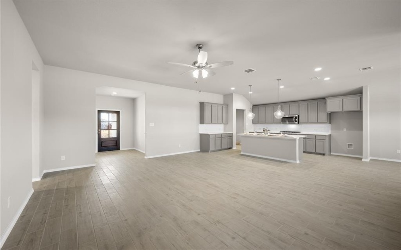 433 Falcon, Azle, TX 76020, 3 Habitaciones Habitaciones , ,2 BañosBaños,Residential,En Venta,433 Falcon,20860488