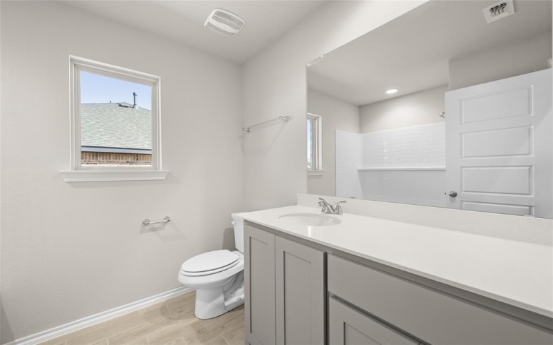 433 Falcon, Azle, TX 76020, 3 Habitaciones Habitaciones , ,2 BañosBaños,Residential,En Venta,433 Falcon,20860488