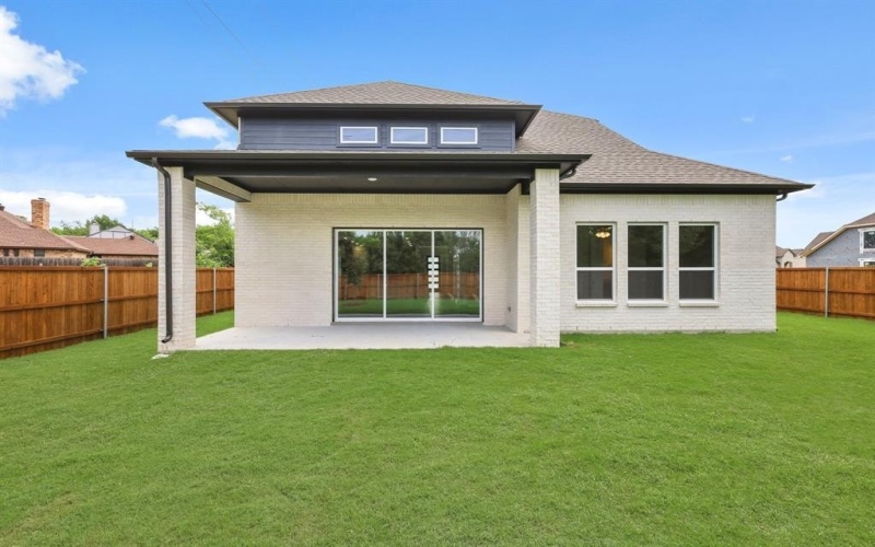 6301 Belle Court, Garland, TX 75043, 4 Bedrooms Bedrooms, ,5 BathroomsBathrooms,Residential,For Sale,6301 Belle Court,20857645