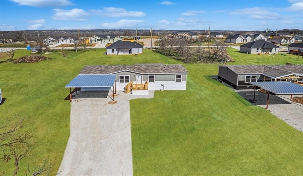 215 Overland Trail, Bridgeport, TX 76426, 4 Habitaciones Habitaciones , ,2 BañosBaños,Residential,En Venta,215 Overland Trail,20857669
