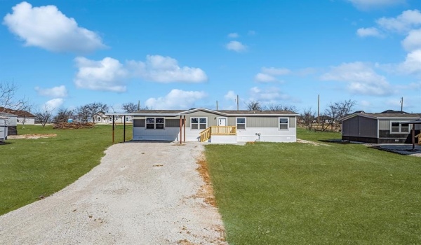 215 Overland Trail, Bridgeport, TX 76426, 4 Habitaciones Habitaciones , ,2 BañosBaños,Residential,En Venta,215 Overland Trail,20857669