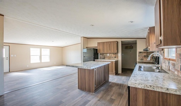 215 Overland Trail, Bridgeport, TX 76426, 4 Habitaciones Habitaciones , ,2 BañosBaños,Residential,En Venta,215 Overland Trail,20857669