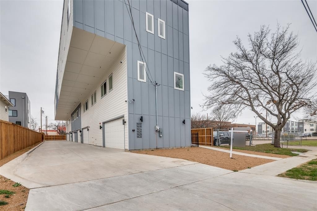 1614 Andrade Place, Dallas, TX 75204, 2 Bedrooms Bedrooms, ,2 BathroomsBathrooms,Residential,For Sale,1614 Andrade Place,20860582