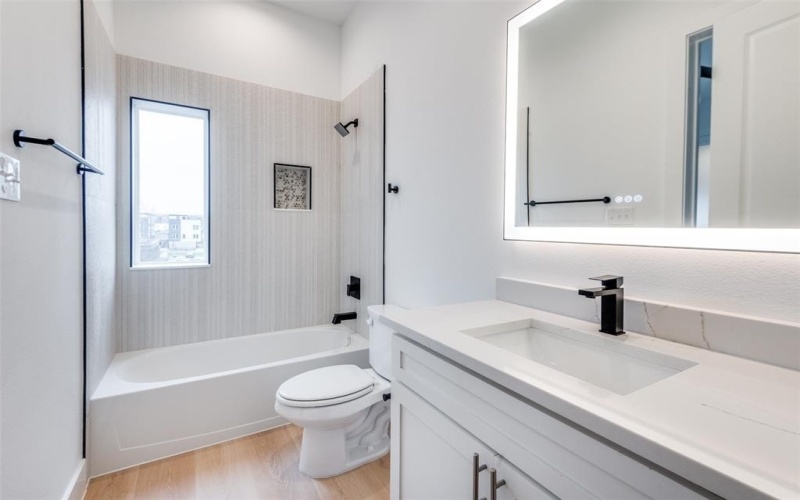 1614 Andrade Place, Dallas, TX 75204, 2 Bedrooms Bedrooms, ,2 BathroomsBathrooms,Residential,For Sale,1614 Andrade Place,20860582