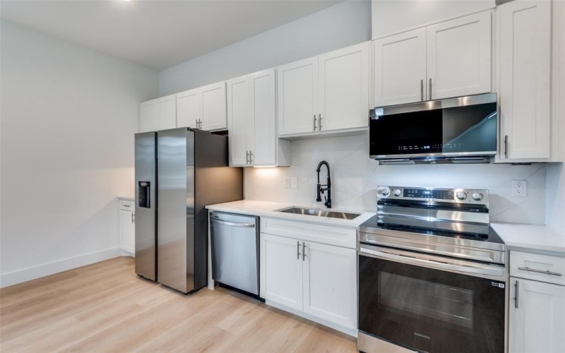1614 Andrade Place, Dallas, TX 75204, 2 Bedrooms Bedrooms, ,2 BathroomsBathrooms,Residential,For Sale,1614 Andrade Place,20860582