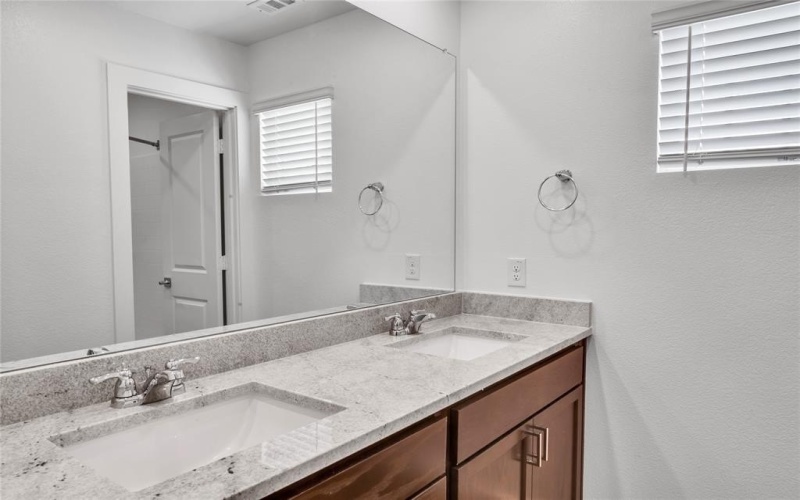 3949 Bernese Drive #Oakwood, McKinney, TX 75071, 3 Habitaciones Habitaciones , ,2 BañosBaños,Residential Lease,En Alquiler,3949 Bernese Drive,20857746