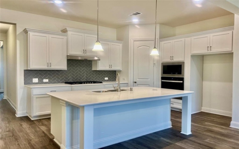 604 Donegal Drive, Celina, TX 75009, 4 Bedrooms Bedrooms, ,3 BathroomsBathrooms,Residential,For Sale,604 Donegal Drive,20860606