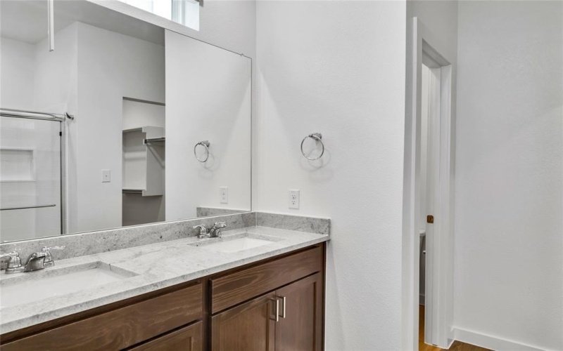 3949 Bernese Drive #Sycamore, McKinney, TX 75071, 4 Bedrooms Bedrooms, ,2 BathroomsBathrooms,Residential Lease,For Rent,3949 Bernese Drive,20857750