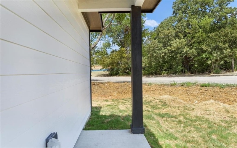 415 E Monterey Street, Denison, TX 75021, 3 Bedrooms Bedrooms, ,2 BathroomsBathrooms,Residential,For Sale,415 E Monterey Street,20857802