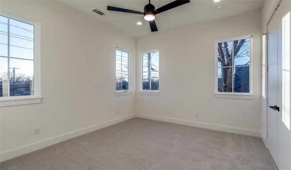 5601 Santa Fe Avenue, Dallas, TX 75214, 3 Bedrooms Bedrooms, ,2 BathroomsBathrooms,Residential Lease,For Rent,5601 Santa Fe Avenue,20860671