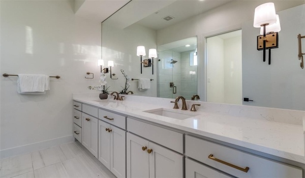 5601 Santa Fe Avenue, Dallas, TX 75214, 3 Bedrooms Bedrooms, ,2 BathroomsBathrooms,Residential Lease,For Rent,5601 Santa Fe Avenue,20860671