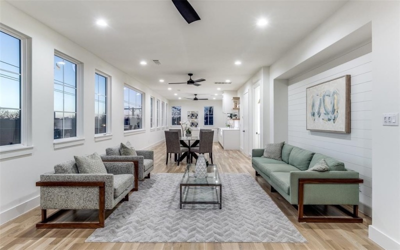 5601 Santa Fe Avenue, Dallas, TX 75214, 3 Bedrooms Bedrooms, ,2 BathroomsBathrooms,Residential Lease,For Rent,5601 Santa Fe Avenue,20860671