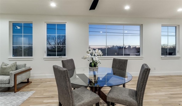 5601 Santa Fe Avenue, Dallas, TX 75214, 3 Bedrooms Bedrooms, ,2 BathroomsBathrooms,Residential Lease,For Rent,5601 Santa Fe Avenue,20860671