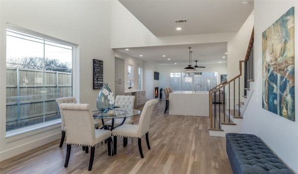 5601 Santa Fe Avenue, Dallas, TX 75214, 3 Bedrooms Bedrooms, ,2 BathroomsBathrooms,Residential Lease,For Rent,5601 Santa Fe Avenue,20860671