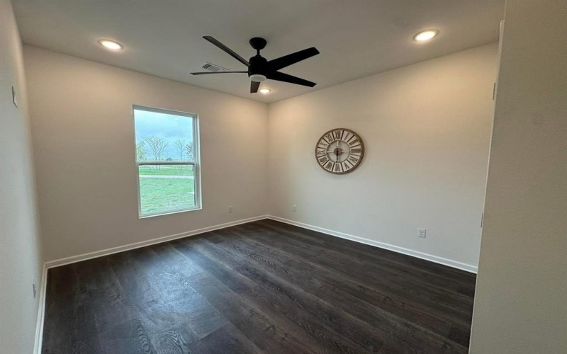 372 County Road 4300, Greenville, TX 75401, 4 Habitaciones Habitaciones , ,2 BañosBaños,Residential,En Venta,372 County Road 4300,20857845