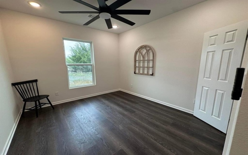 372 County Road 4300, Greenville, TX 75401, 4 Habitaciones Habitaciones , ,2 BañosBaños,Residential,En Venta,372 County Road 4300,20857845