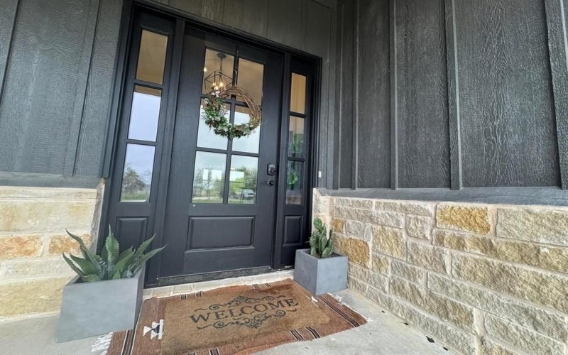 372 County Road 4300, Greenville, TX 75401, 4 Habitaciones Habitaciones , ,2 BañosBaños,Residential,En Venta,372 County Road 4300,20857845