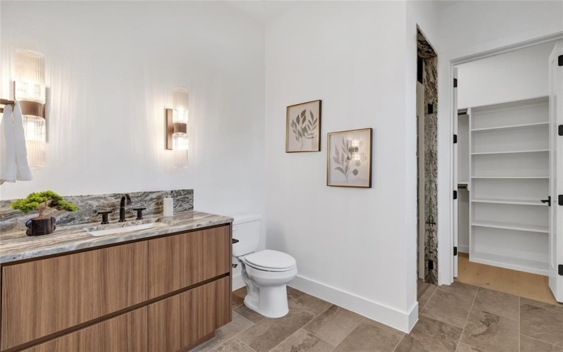 3333 Ferguson Road, Grapevine, TX 76092, 5 Bedrooms Bedrooms, ,6 BathroomsBathrooms,Residential,For Sale,3333 Ferguson Road,20860725