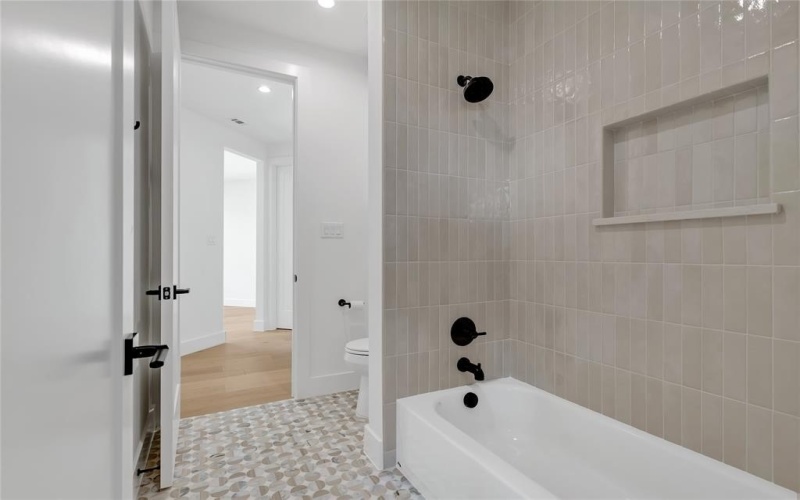 3333 Ferguson Road, Grapevine, TX 76092, 5 Bedrooms Bedrooms, ,6 BathroomsBathrooms,Residential,For Sale,3333 Ferguson Road,20860725