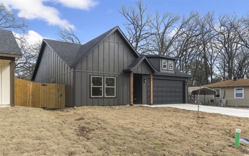 200 Meadow Lake Drive, Gun Barrel City, TX 75156, 3 Habitaciones Habitaciones , ,2 BañosBaños,Residential,En Venta,200 Meadow Lake Drive,20860738