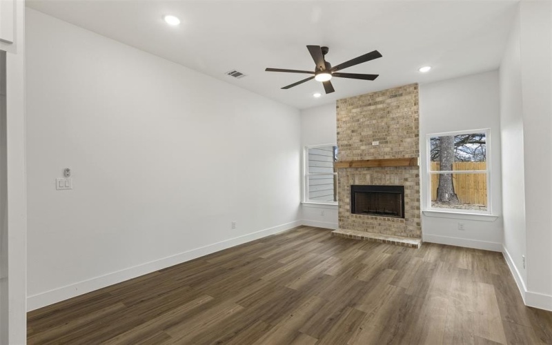 202 Meadow Lake Drive, Gun Barrel City, TX 75156, 3 Bedrooms Bedrooms, ,2 BathroomsBathrooms,Residential,For Sale,202 Meadow Lake Drive,20860762