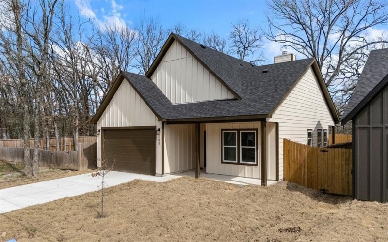 202 Meadow Lake Drive, Gun Barrel City, TX 75156, 3 Bedrooms Bedrooms, ,2 BathroomsBathrooms,Residential,For Sale,202 Meadow Lake Drive,20860762
