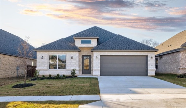 909 Boston Lane, River Oaks, TX 76114, 4 Bedrooms Bedrooms, ,2 BathroomsBathrooms,Residential,For Sale,909 Boston Lane,20858035