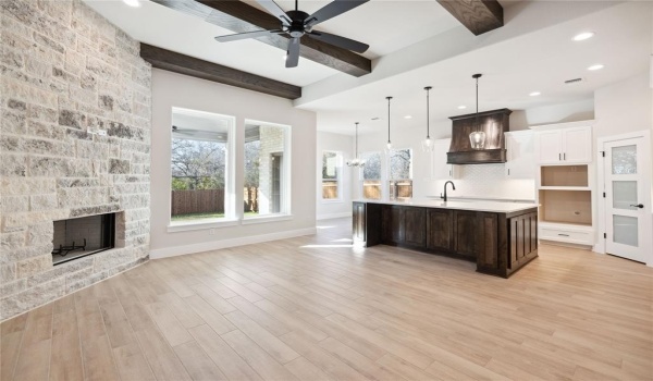 909 Boston Lane, River Oaks, TX 76114, 4 Bedrooms Bedrooms, ,2 BathroomsBathrooms,Residential,For Sale,909 Boston Lane,20858035