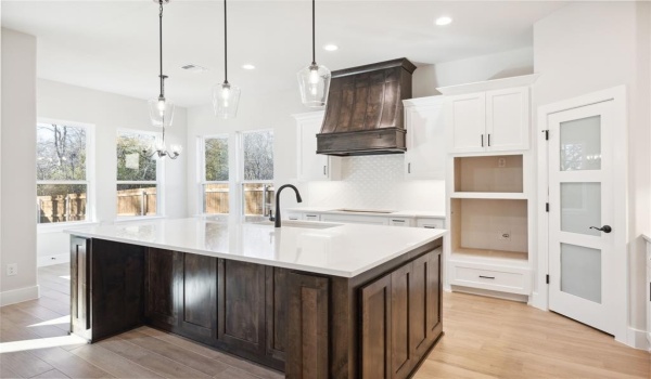 909 Boston Lane, River Oaks, TX 76114, 4 Bedrooms Bedrooms, ,2 BathroomsBathrooms,Residential,For Sale,909 Boston Lane,20858035