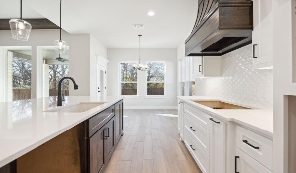 909 Boston Lane, River Oaks, TX 76114, 4 Bedrooms Bedrooms, ,2 BathroomsBathrooms,Residential,For Sale,909 Boston Lane,20858035