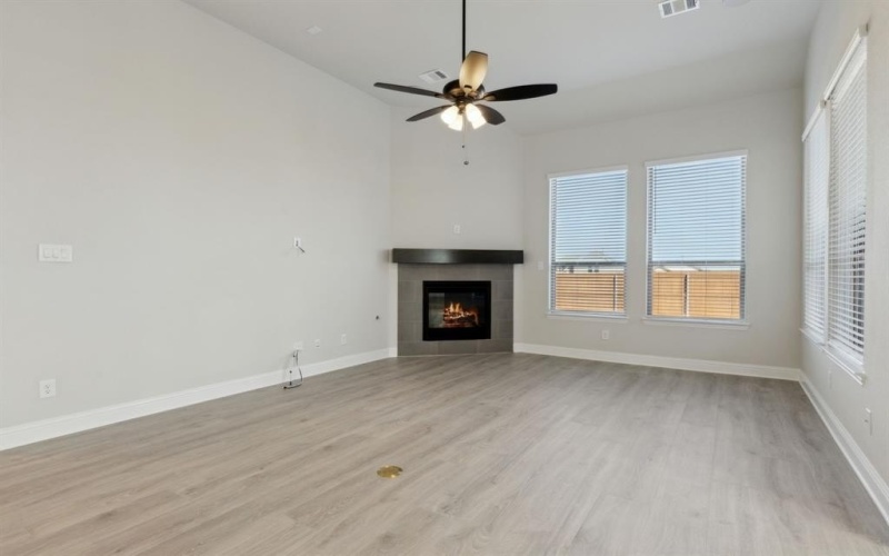 3825 Summerfield Drive, Heartland, TX 75114, 4 Bedrooms Bedrooms, ,3 BathroomsBathrooms,Residential,For Sale,3825 Summerfield Drive,20858050