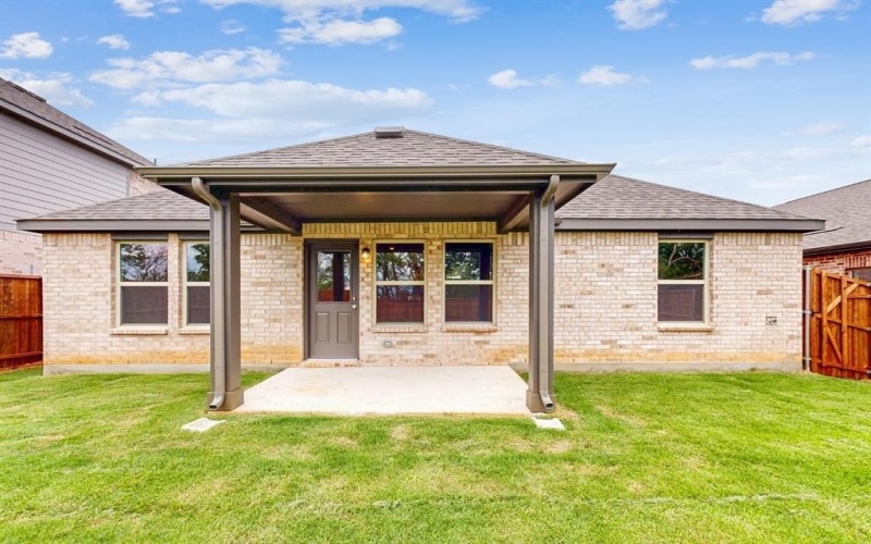 3325 Fortress Way, Denton, TX 76208, 3 Bedrooms Bedrooms, ,2 BathroomsBathrooms,Residential,For Sale,3325 Fortress Way,20860804