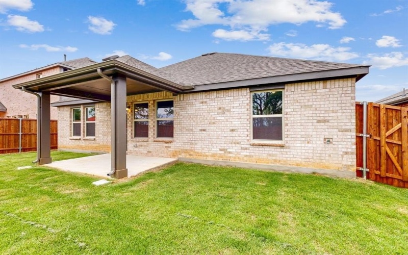 3325 Fortress Way, Denton, TX 76208, 3 Bedrooms Bedrooms, ,2 BathroomsBathrooms,Residential,For Sale,3325 Fortress Way,20860804