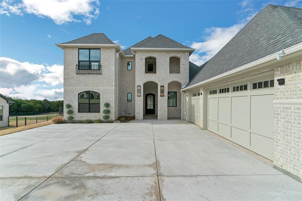 129 Helton Drive, Granbury, TX 76049, 4 Habitaciones Habitaciones , ,3 BañosBaños,Residential,En Venta,129 Helton Drive,20860840