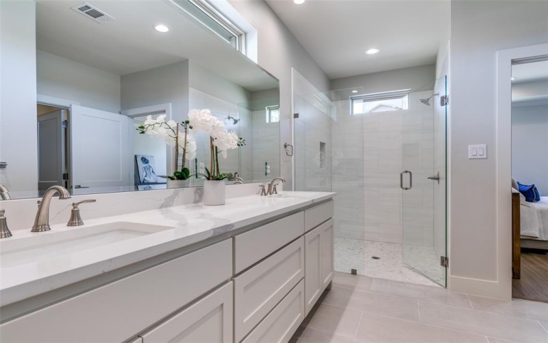 635 Community Lane, Rockwall, TX 75087, 3 Bedrooms Bedrooms, ,3 BathroomsBathrooms,Residential,For Sale,635 Community Lane,20860871