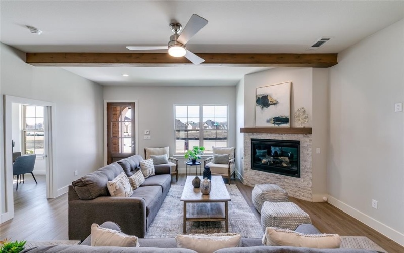 635 Community Lane, Rockwall, TX 75087, 3 Bedrooms Bedrooms, ,3 BathroomsBathrooms,Residential,For Sale,635 Community Lane,20860871