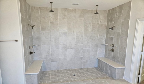 1623 W Farmington Road, Van Alstyne, TX 75495, 5 Bedrooms Bedrooms, ,5 BathroomsBathrooms,Residential,For Sale,1623 W Farmington Road,20858207