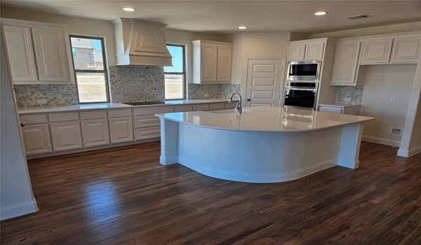1623 W Farmington Road, Van Alstyne, TX 75495, 5 Bedrooms Bedrooms, ,5 BathroomsBathrooms,Residential,For Sale,1623 W Farmington Road,20858207