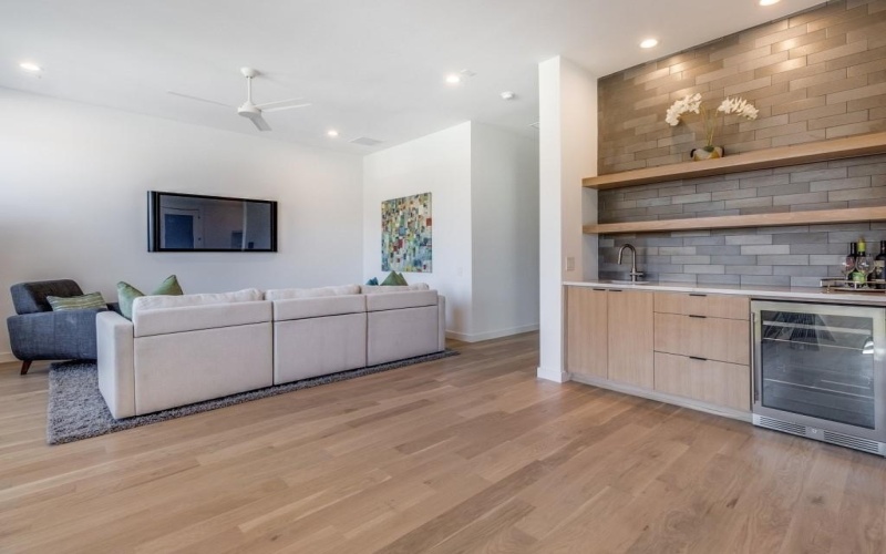 6426 Northwood Road, Dallas, TX 75225, 5 Bedrooms Bedrooms, ,7 BathroomsBathrooms,Residential,For Sale,6426 Northwood Road,20860994