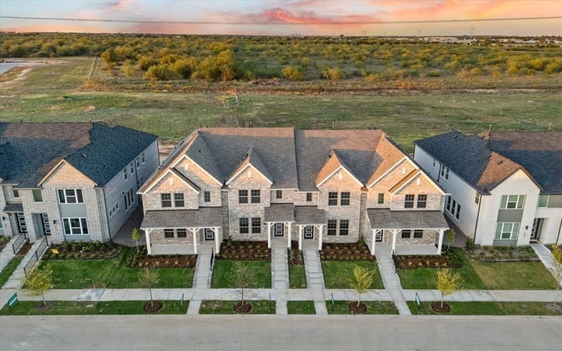 1073 Carnation Drive, Crowley, TX 76036, 3 Habitaciones Habitaciones , ,2 BañosBaños,Residential,En Venta,1073 Carnation Drive,20861007