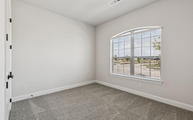 9717 Dahlia Boulevard, Mesquite, TX 75126, 3 Bedrooms Bedrooms, ,2 BathroomsBathrooms,Residential,For Sale,9717 Dahlia Boulevard,20858238