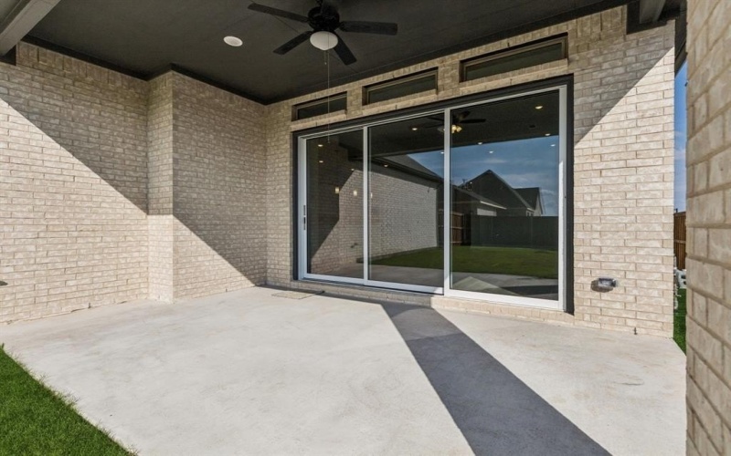 9717 Dahlia Boulevard, Mesquite, TX 75126, 3 Bedrooms Bedrooms, ,2 BathroomsBathrooms,Residential,For Sale,9717 Dahlia Boulevard,20858238
