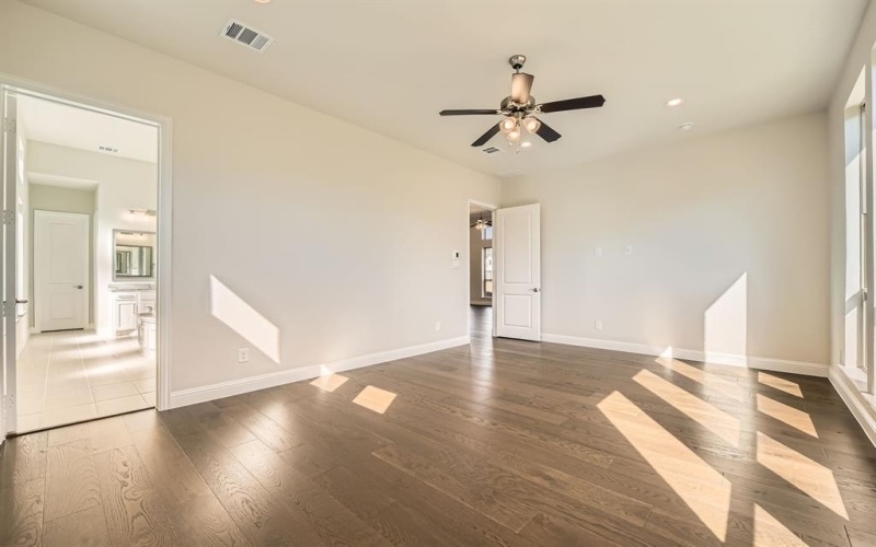 8613 Belclaire Drive, The Colony, TX 75056, 5 Habitaciones Habitaciones , ,6 BañosBaños,Residential,En Venta,8613 Belclaire Drive,20861024
