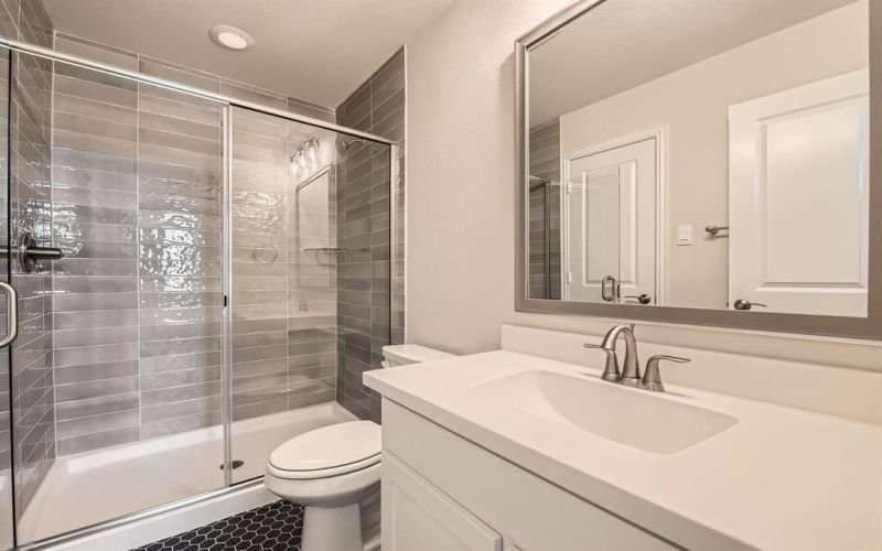 8613 Belclaire Drive, The Colony, TX 75056, 5 Habitaciones Habitaciones , ,6 BañosBaños,Residential,En Venta,8613 Belclaire Drive,20861024