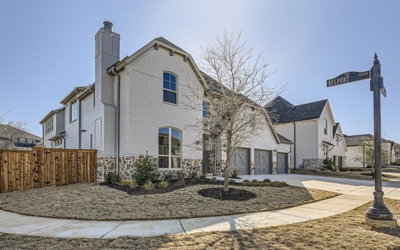 8613 Belclaire Drive, The Colony, TX 75056, 5 Habitaciones Habitaciones , ,6 BañosBaños,Residential,En Venta,8613 Belclaire Drive,20861024